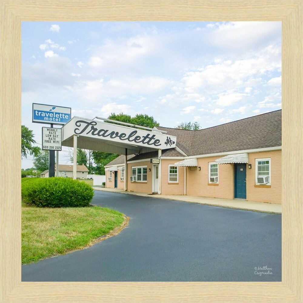 Travelette Motel